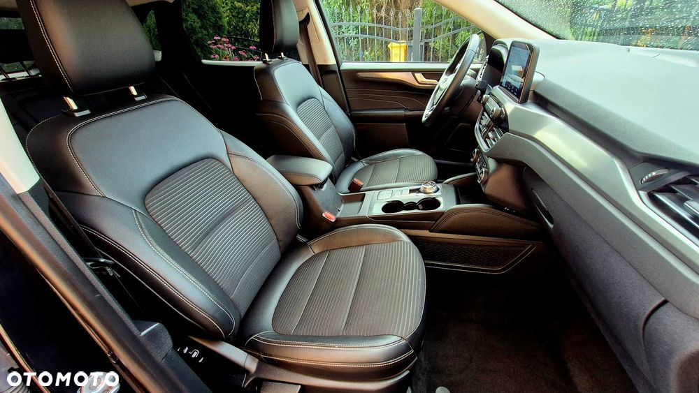 Ford Kuga 1.5 EcoBlue FWD Titanium - 16