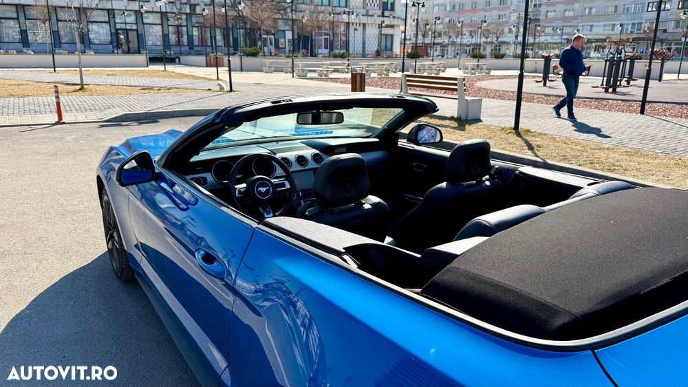 Ford Mustang Cabrio 2.3 Eco Boost - 13