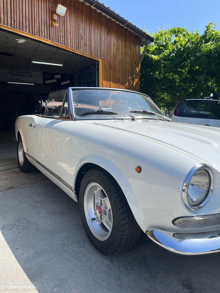 Fiat 124 Spider - 2