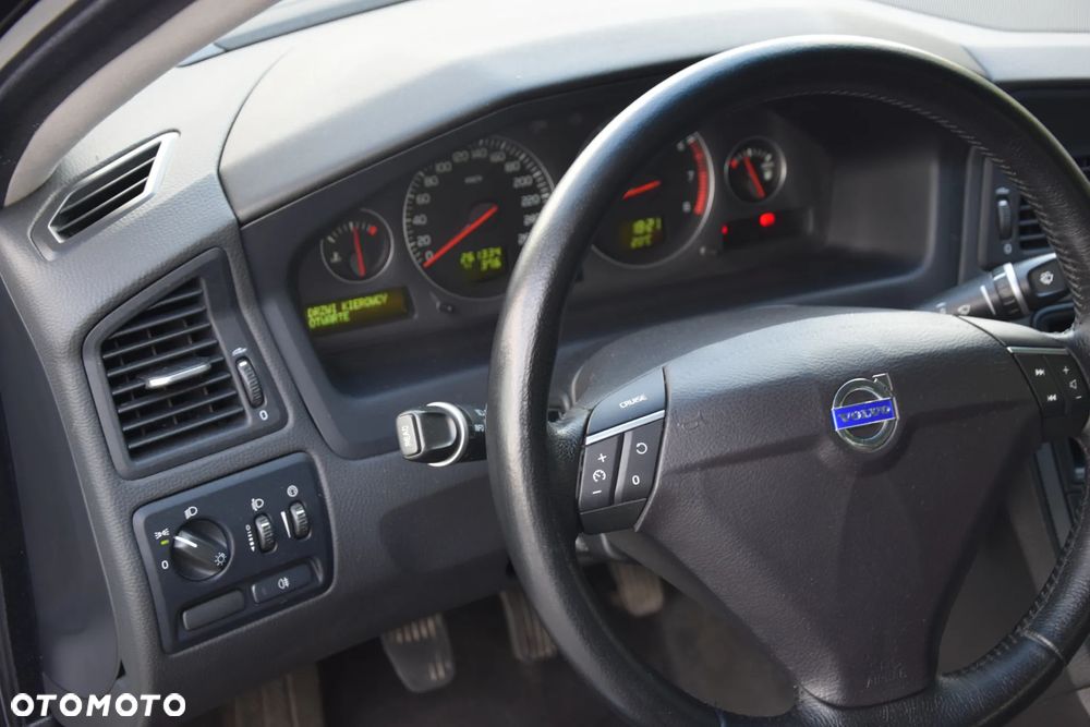 Volvo S60 2.5 T Kinetic - 24