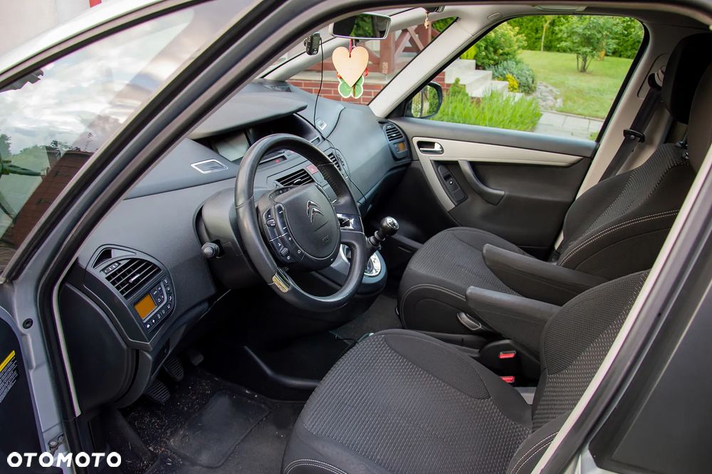 Citroën C4 Picasso - 8