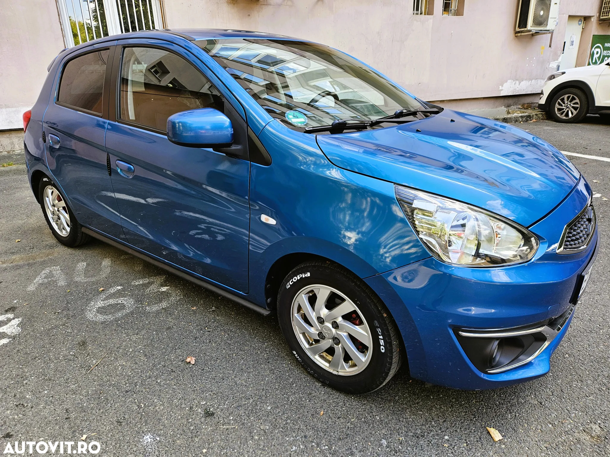 Mitsubishi Space Star 1.2 Clear Tec CVT Shine - 3