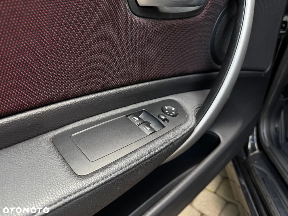 BMW Seria 1 118i - 15