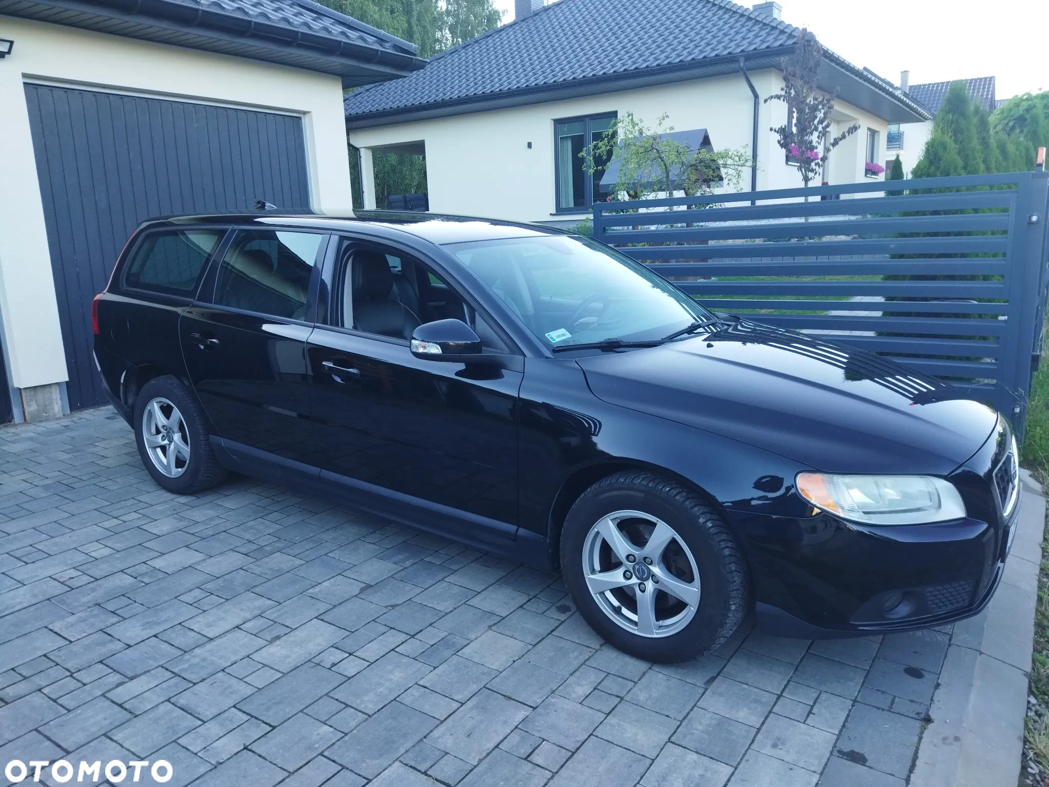 Volvo V70 2.0D Momentum - 4
