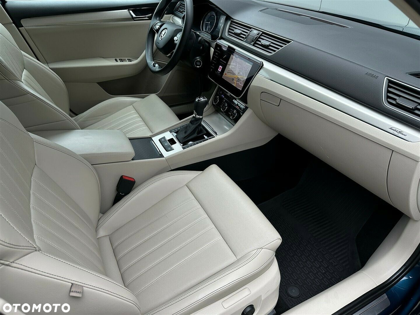 Skoda Superb 2.0 TDI SCR L&K DSG - 6