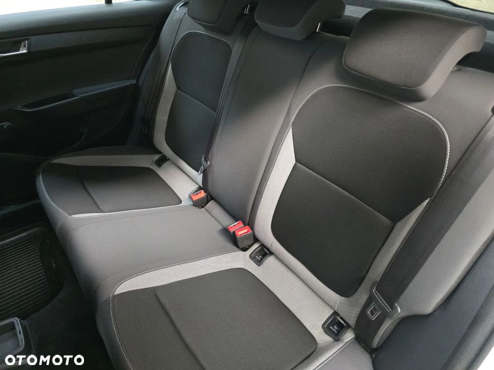Skoda Fabia 1.0 TSI Ambition - 17