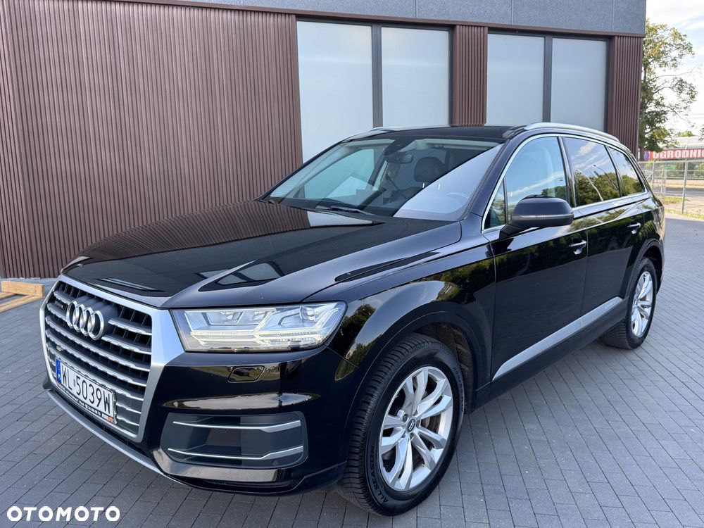 Audi Q7 - 1