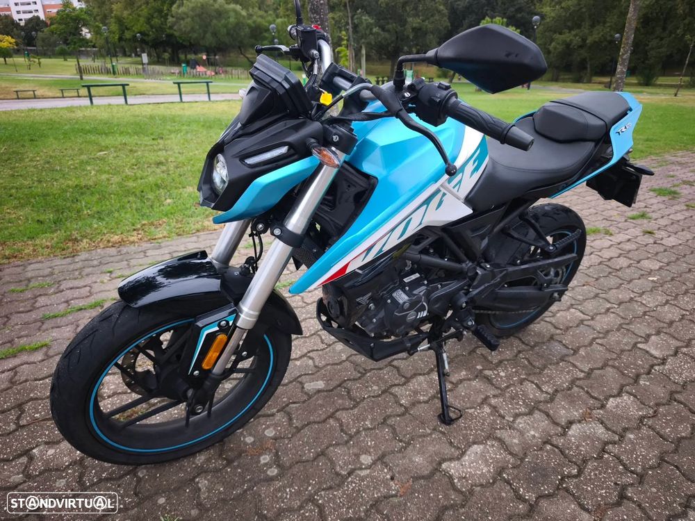 Voge 125R - 1