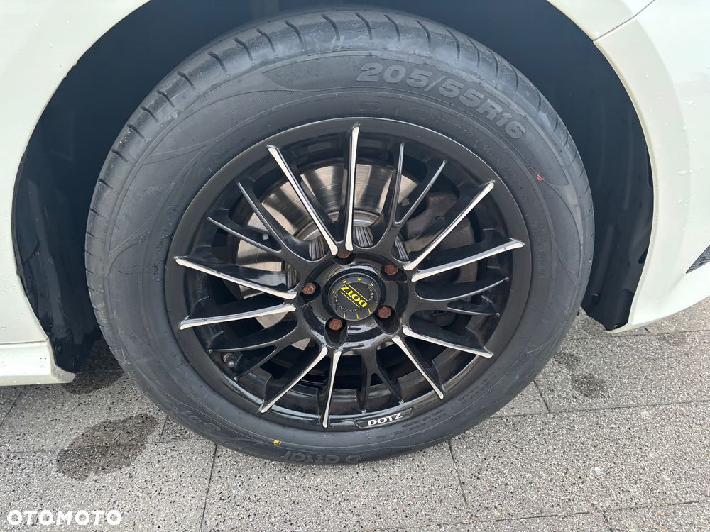 Mercedes-Benz Klasa A 180 (BlueEFFICIENCY) Urban - 15