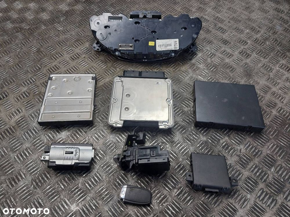 ZESTAW STARTOWY AUDI A4 B8 2.0 TDI 03L906022B 8K0909131C 8K0920930C - 12
