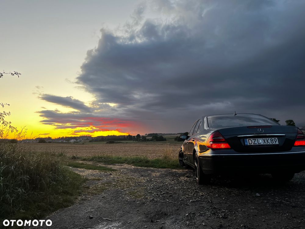 Mercedes-Benz Klasa E - 19