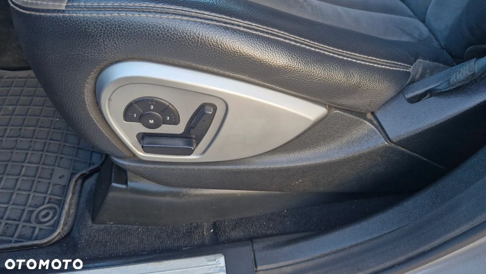 Mercedes-Benz ML 300 CDI 4Matic 7G-TRONIC DPF BlueEFFICIENCY - 18
