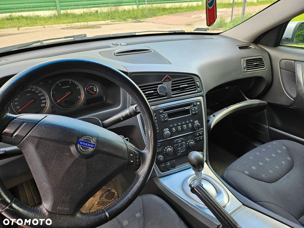 Volvo S60 2.4 D5 - 8