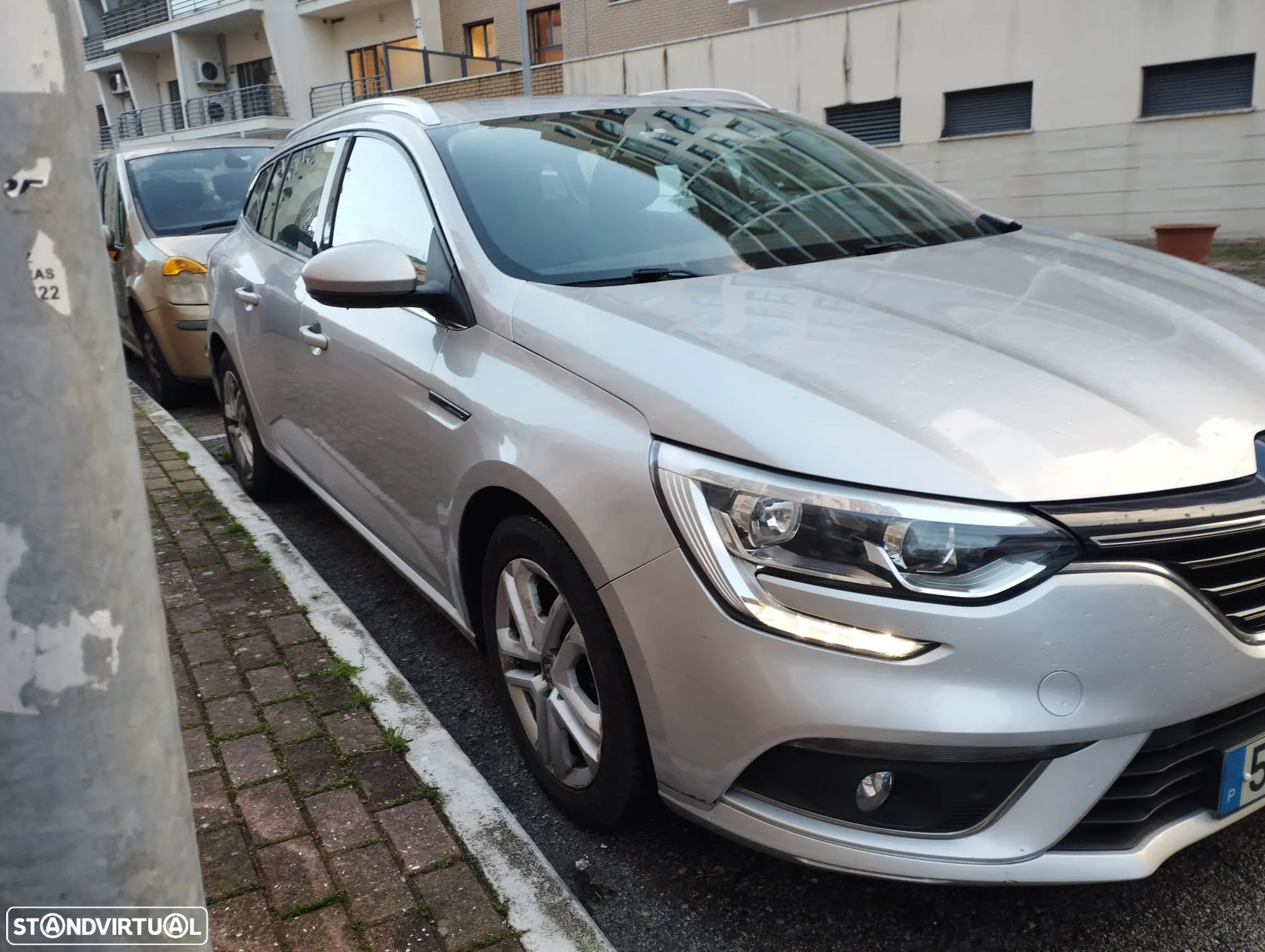 Renault Mégane Sport Tourer 1.5 Blue dCi Zen - 4
