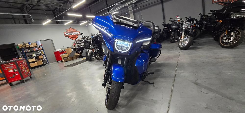 Harley-Davidson Touring Street Glide - 12