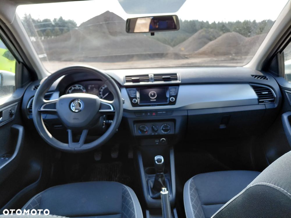 Skoda Fabia 1.0 TSI Ambition - 10