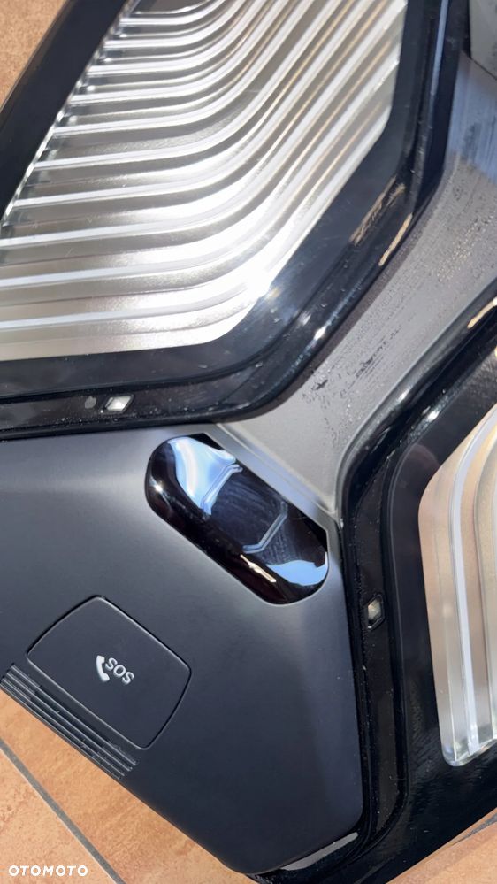 LAMPKA PODSUFITKI BMW X5 G05 - 2
