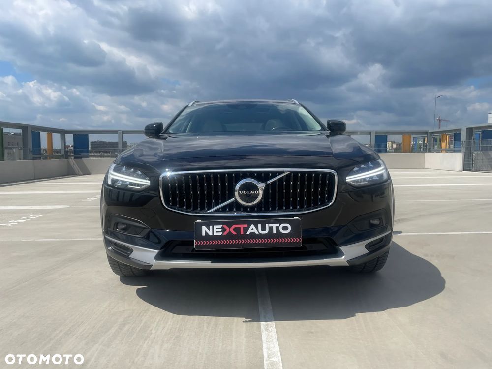 Volvo V90 Cross Country B5 D AWD Pro - 3