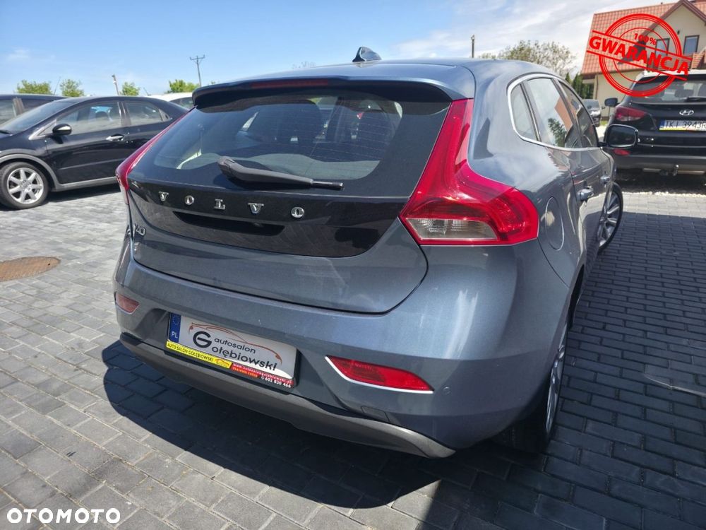 Volvo V40 - 10