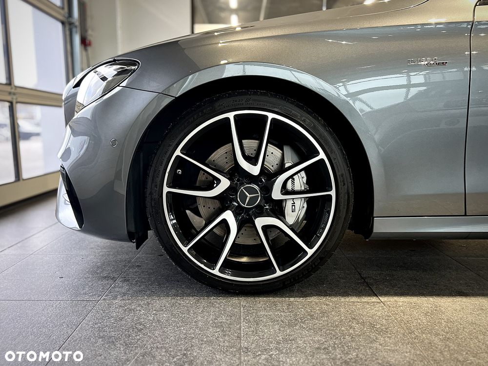 Mercedes-Benz Klasa E - 8