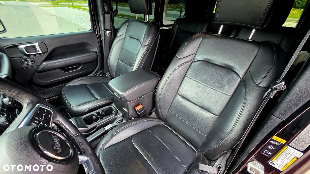 Jeep Wrangler 3.6 Unlim Sahara EU6 - 27