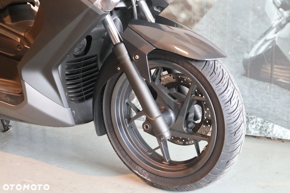 Yamaha X-max - 11