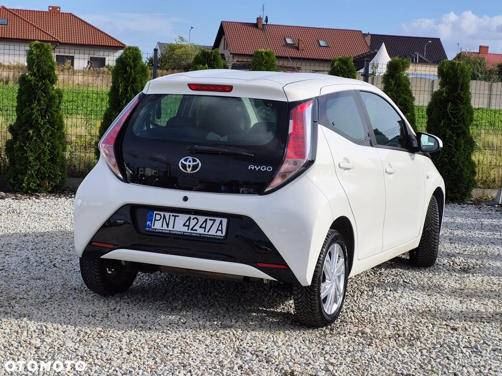 Toyota Aygo - 16