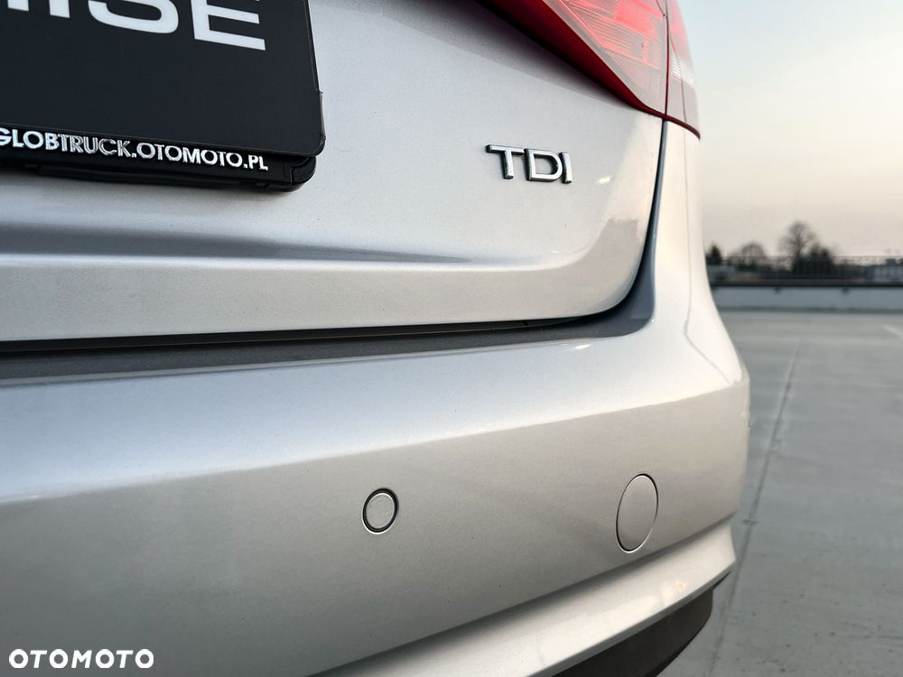 Audi A4 Avant 2.0 TDI DPF S line Sportpaket - 4