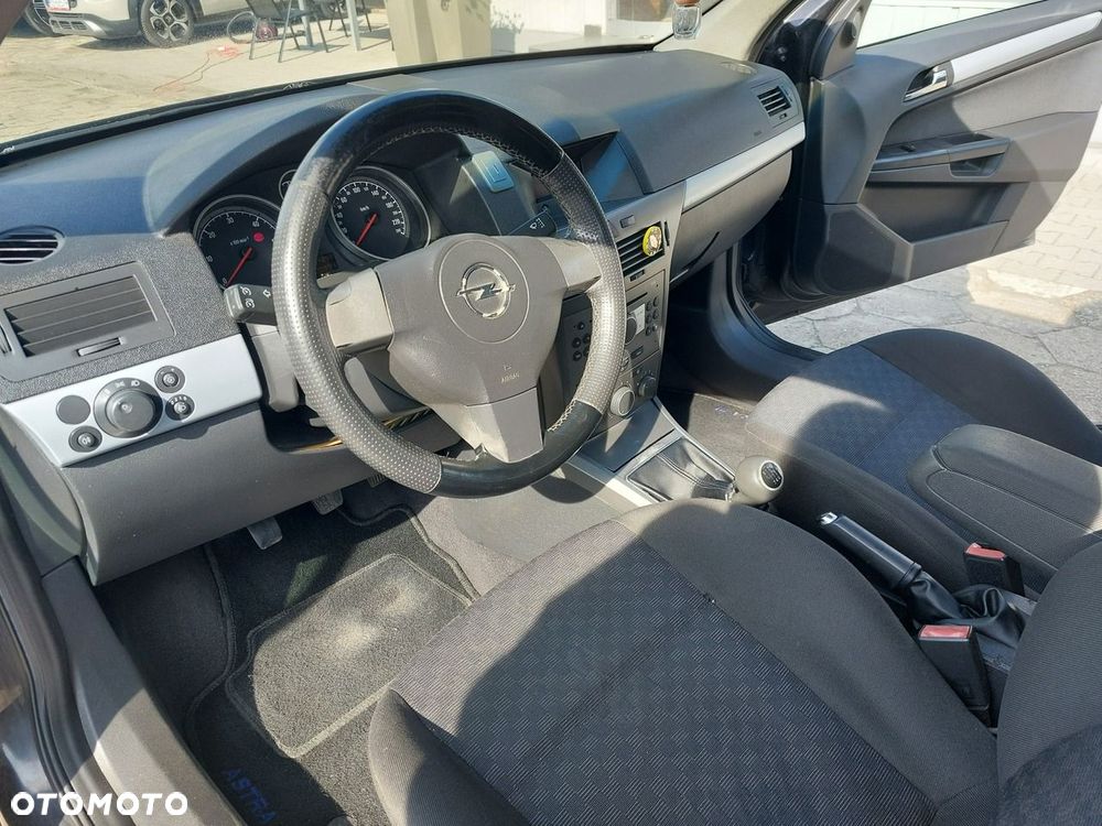 Opel Astra - 10