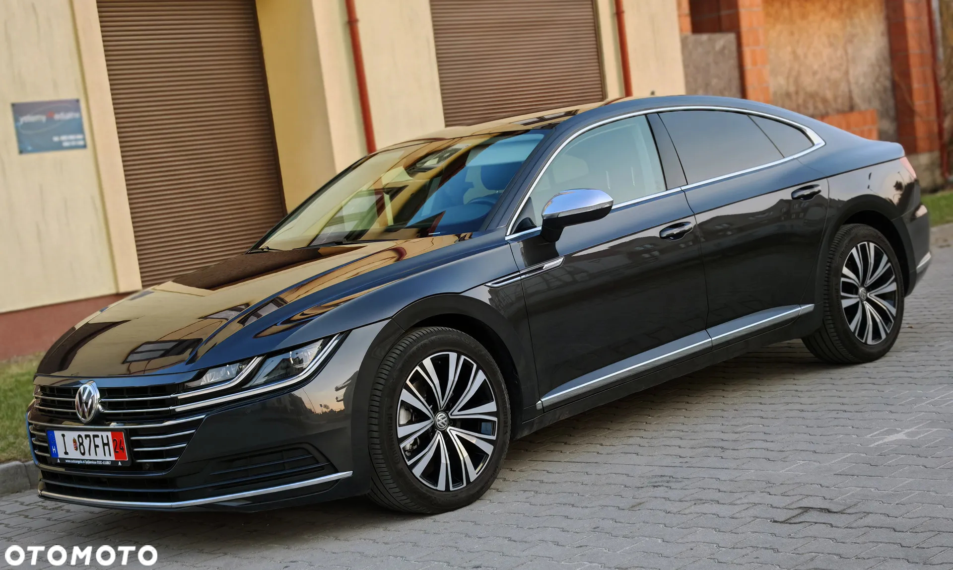 Volkswagen Arteon 2.0 TDI SCR DSG Elegance - 2