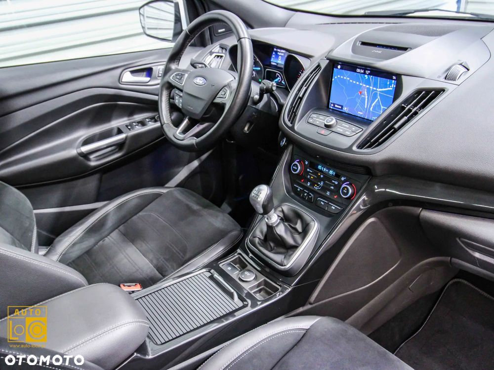 Ford Kuga 2.0 TDCi 4x4 ST-Line - 17