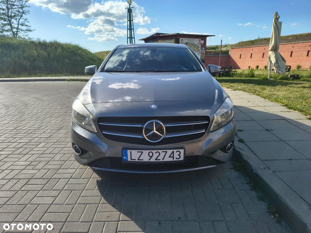 Mercedes-Benz Klasa A 180 (BlueEFFICIENCY) - 10
