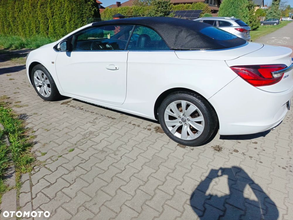 Opel Cascada 2.0 CDTI ecoFLEX Start/Stop Edition - 1