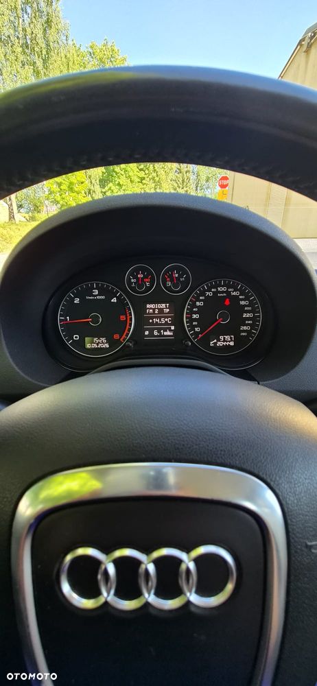 Audi A3 3-drzwiowe 1.6 TDI DPF Attraction - 14