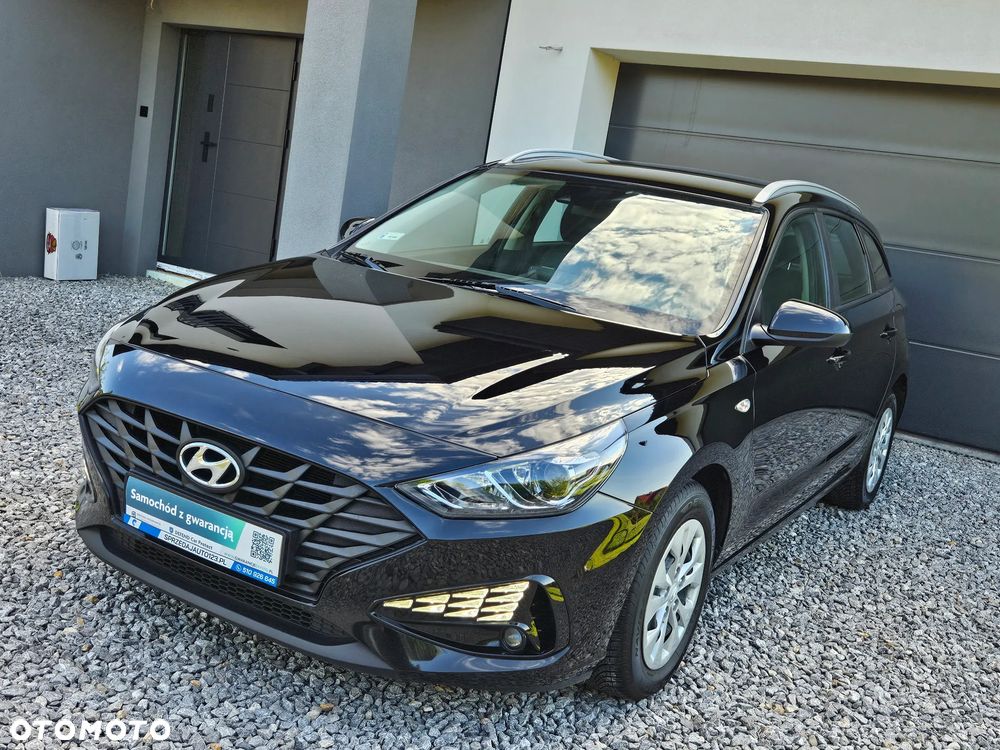 Hyundai i30 1.5 DPI Classic + - 22