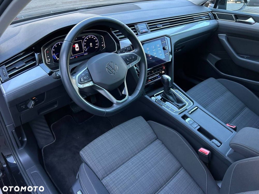 Volkswagen Passat 2.0 TSI Business DSG - 8