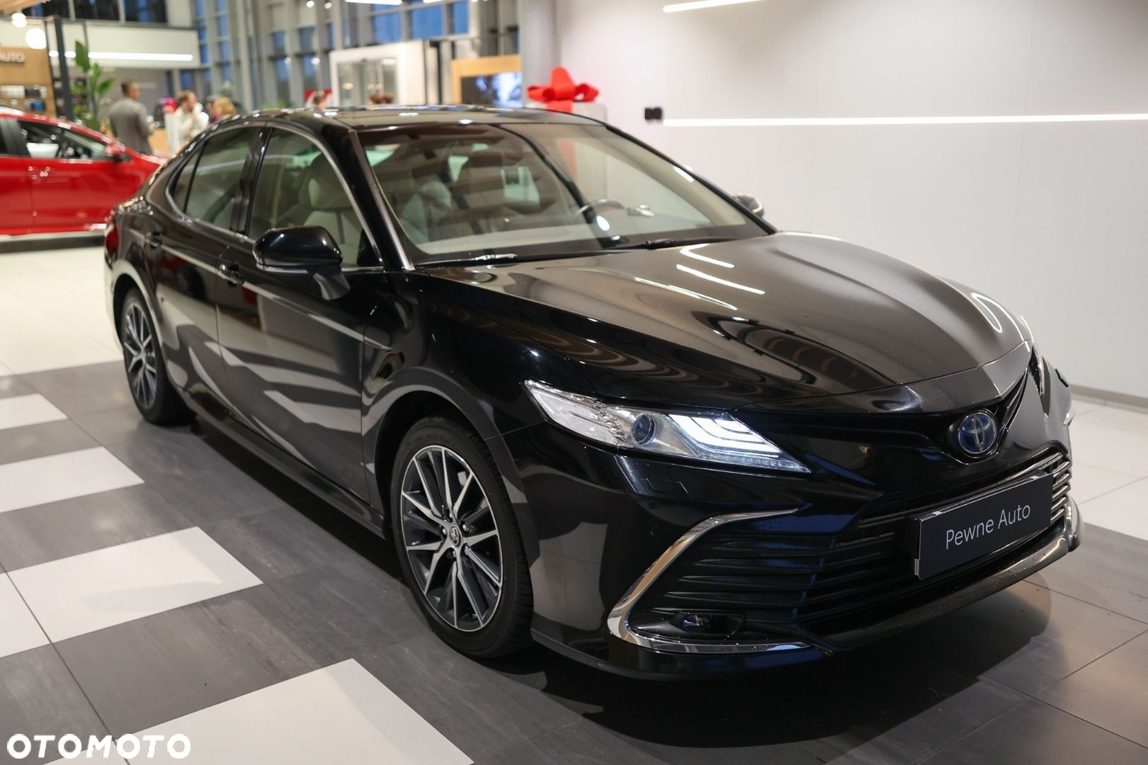 Toyota Camry - 3