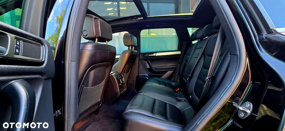 Volkswagen Touareg - 27