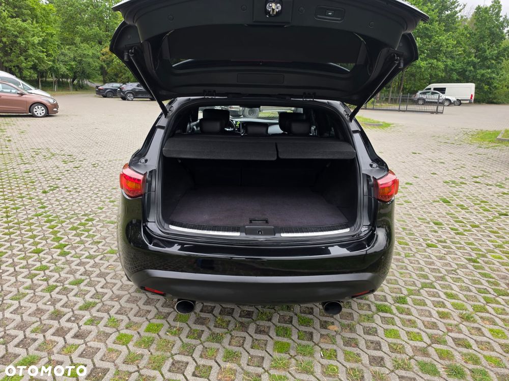 Infiniti FX FX30d S Premium - 27