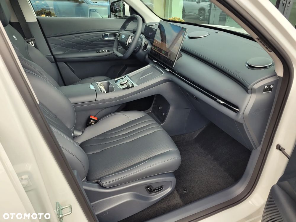 Geely Starray EM-i 1.5 PHEV Pro - 8