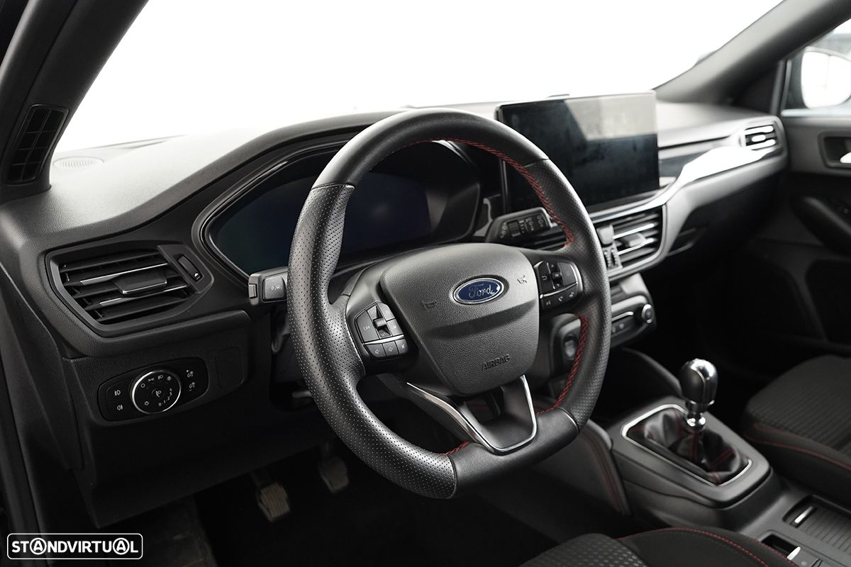 Ford Focus 1.0 EcoBoost MHEV ST-Line - 7