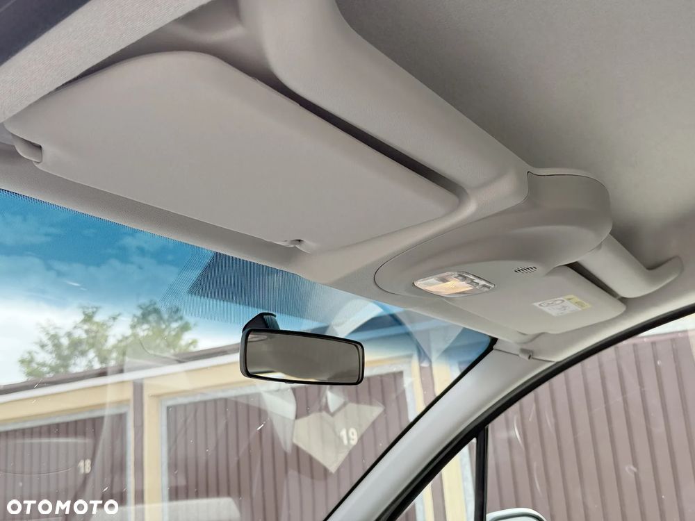 Peugeot Partner 1.6 BlueHDi Outdoor - 25