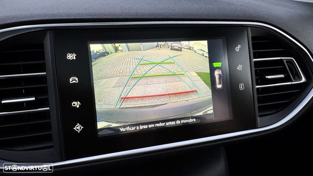 Peugeot 308 SW 1.6 BlueHDi Allure - 23