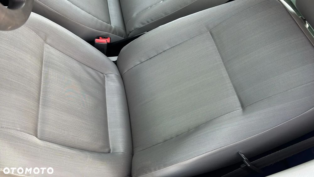 Volkswagen Transporter T5 - 12