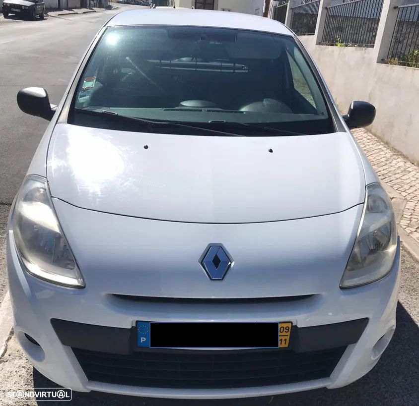 Renault clio - 1