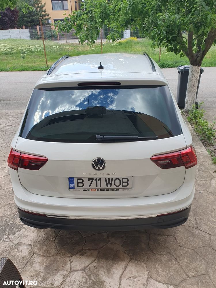 Volkswagen Tiguan - 4