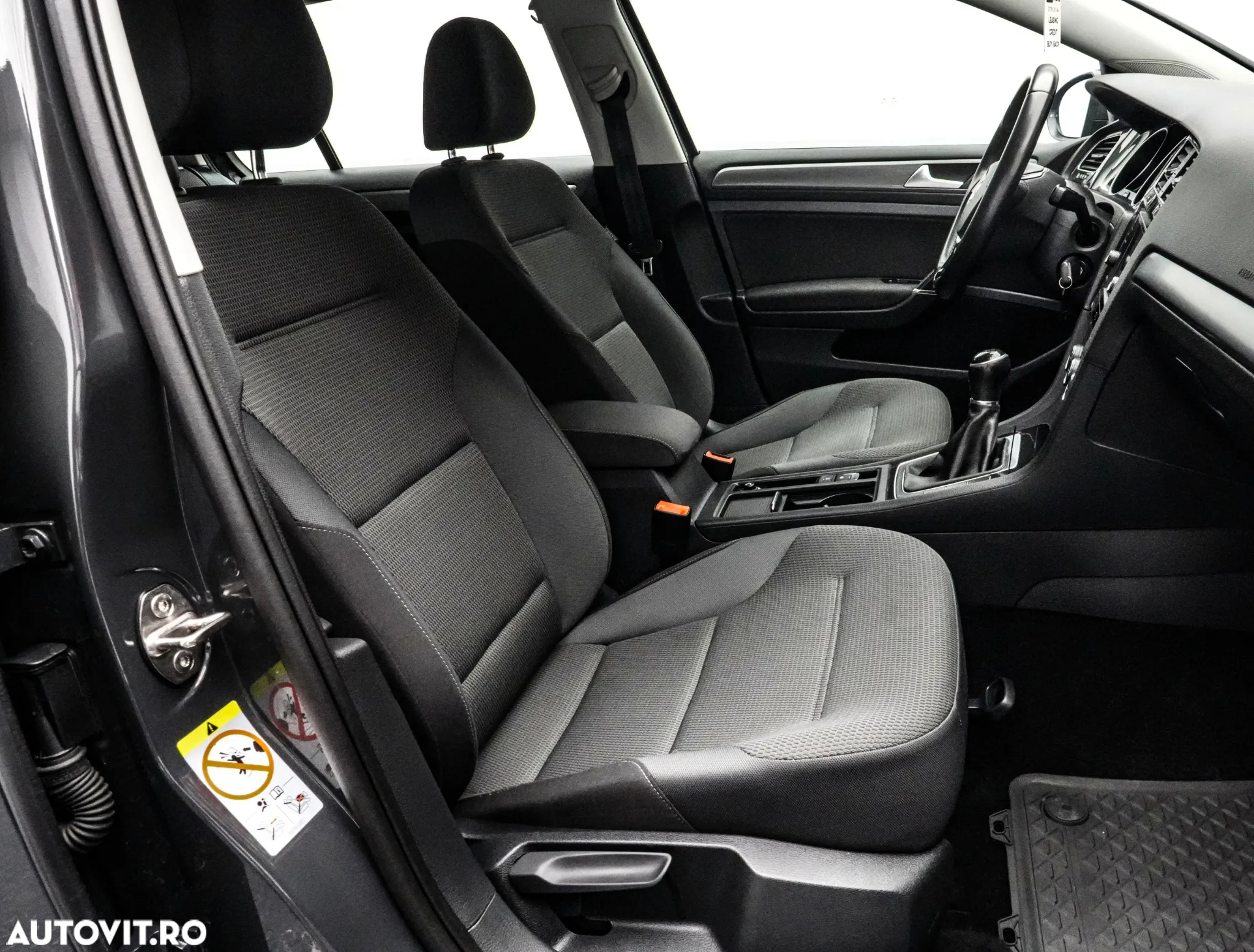 Volkswagen Golf 1.6 TDI Trendline - 14