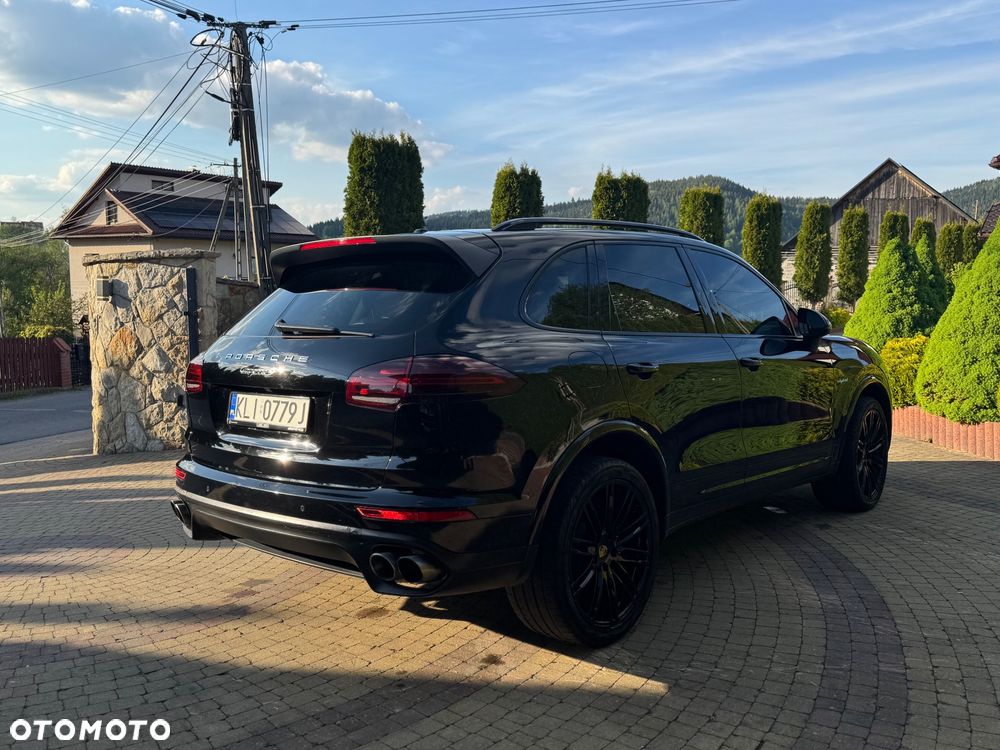 Porsche Cayenne S Platinum Edition - 5