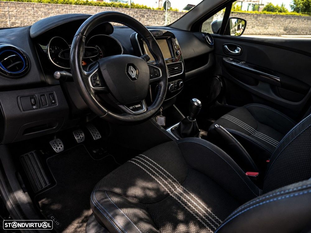 Renault Clio Sport Tourer 1.5 dCi GT Line - 10