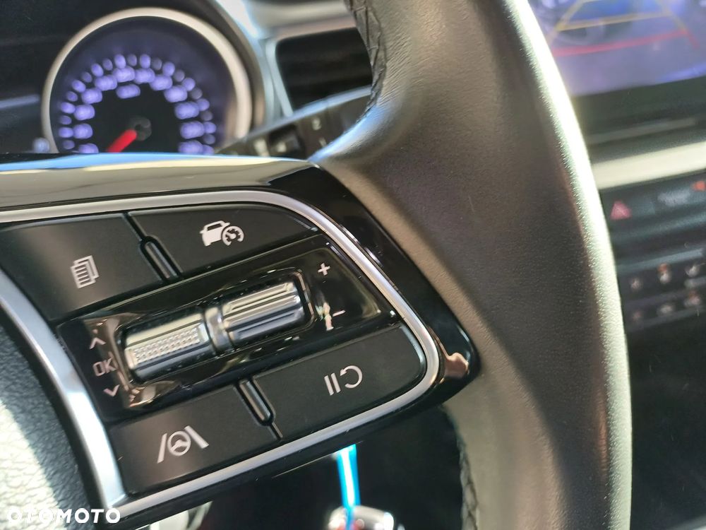 Kia Ceed 1.5 T-GDI M - 15